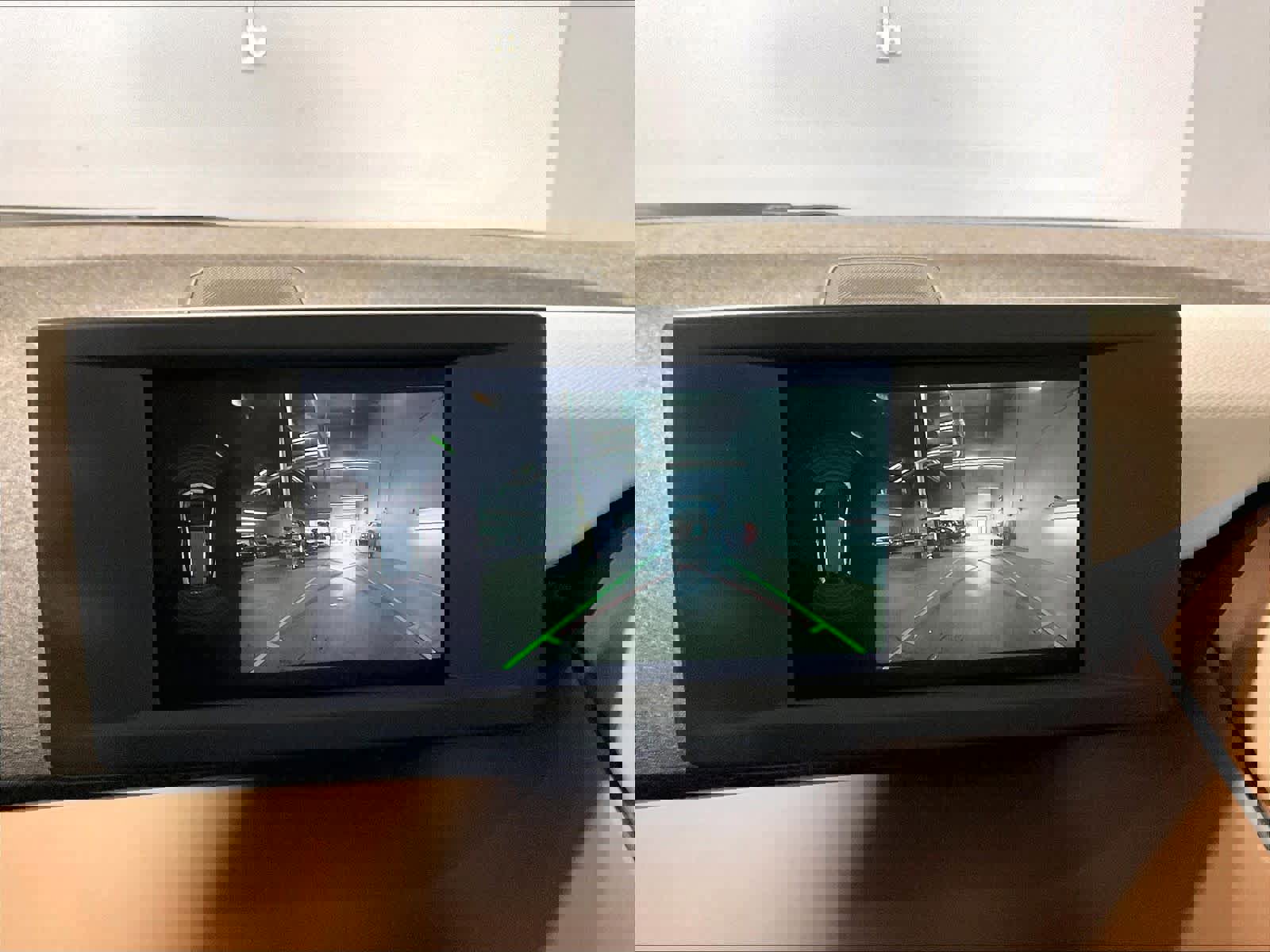 Used 2020 BMW i3 w/ Range Extender image 19