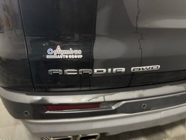 Used 2025 GMC Acadia Elevation image 7