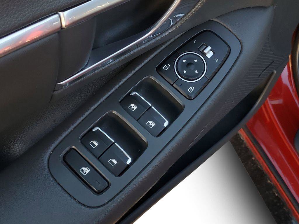 Used 2023 Hyundai Sonata SEL Plus image 12