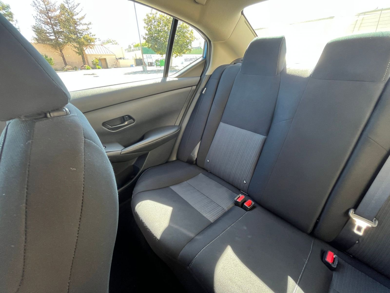 Used 2025 Nissan Sentra SV FWD image 37