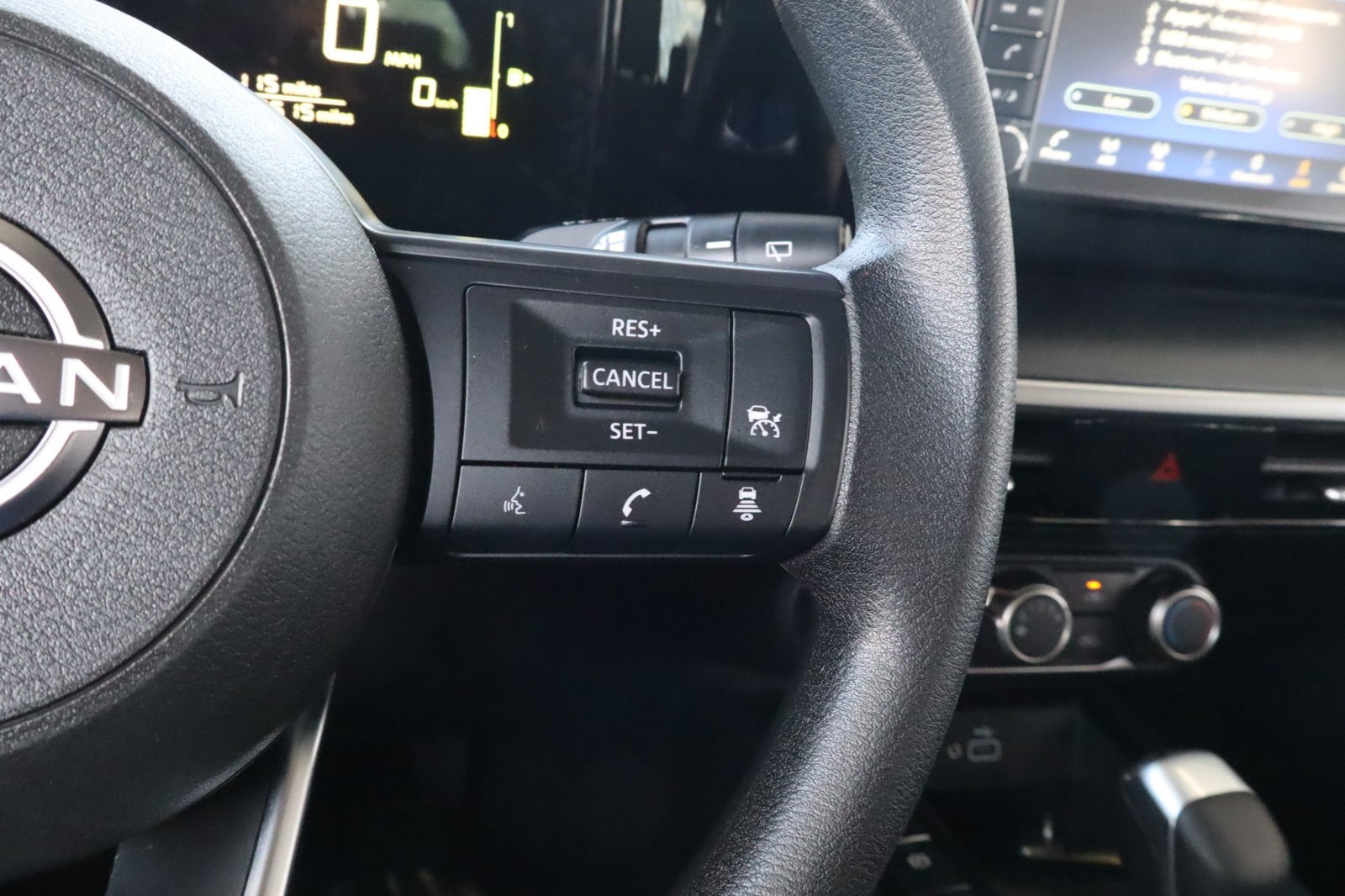 Used 2025 Nissan Kicks S FWD image 25