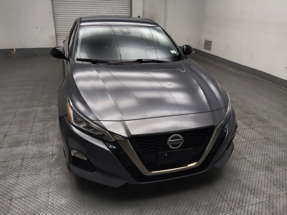 Used 2021 Nissan Altima 2.5 SR FWD image 14