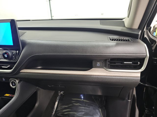 Certified 2024 Toyota Grand Highlander AWD image 46