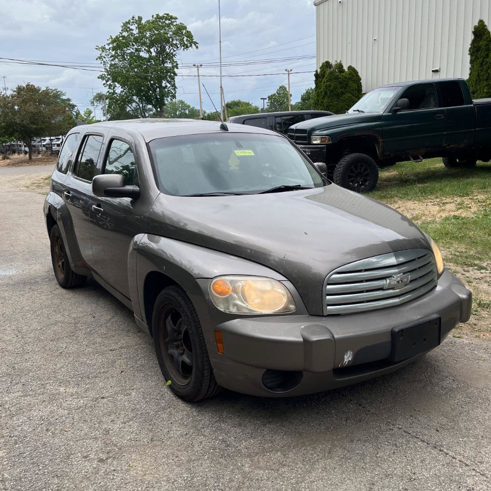 Used 2011 Chevrolet HHR LT FWD image 3