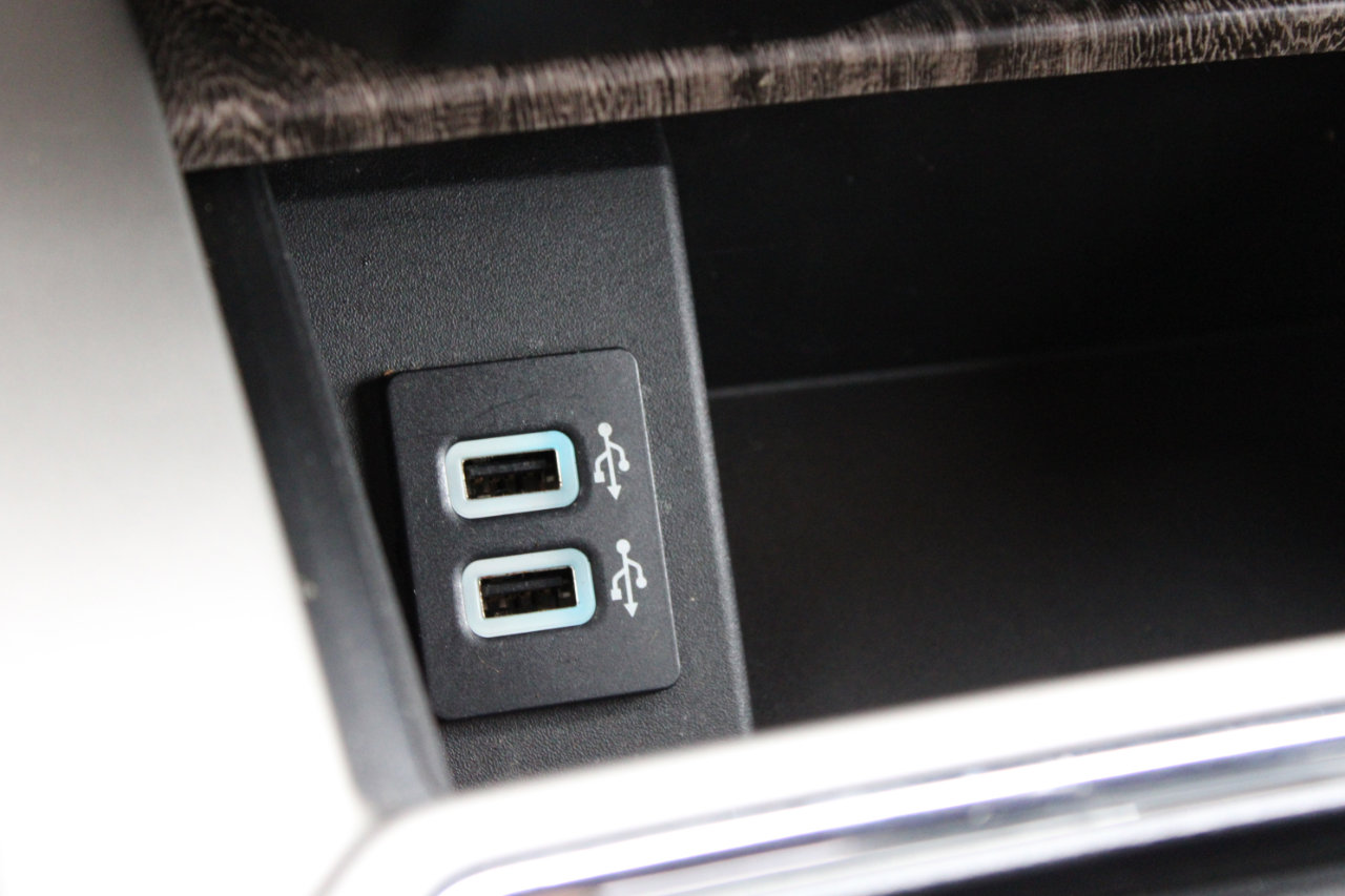 Used 2019 Ford F250 Lariat w/ Chrome Package image 29