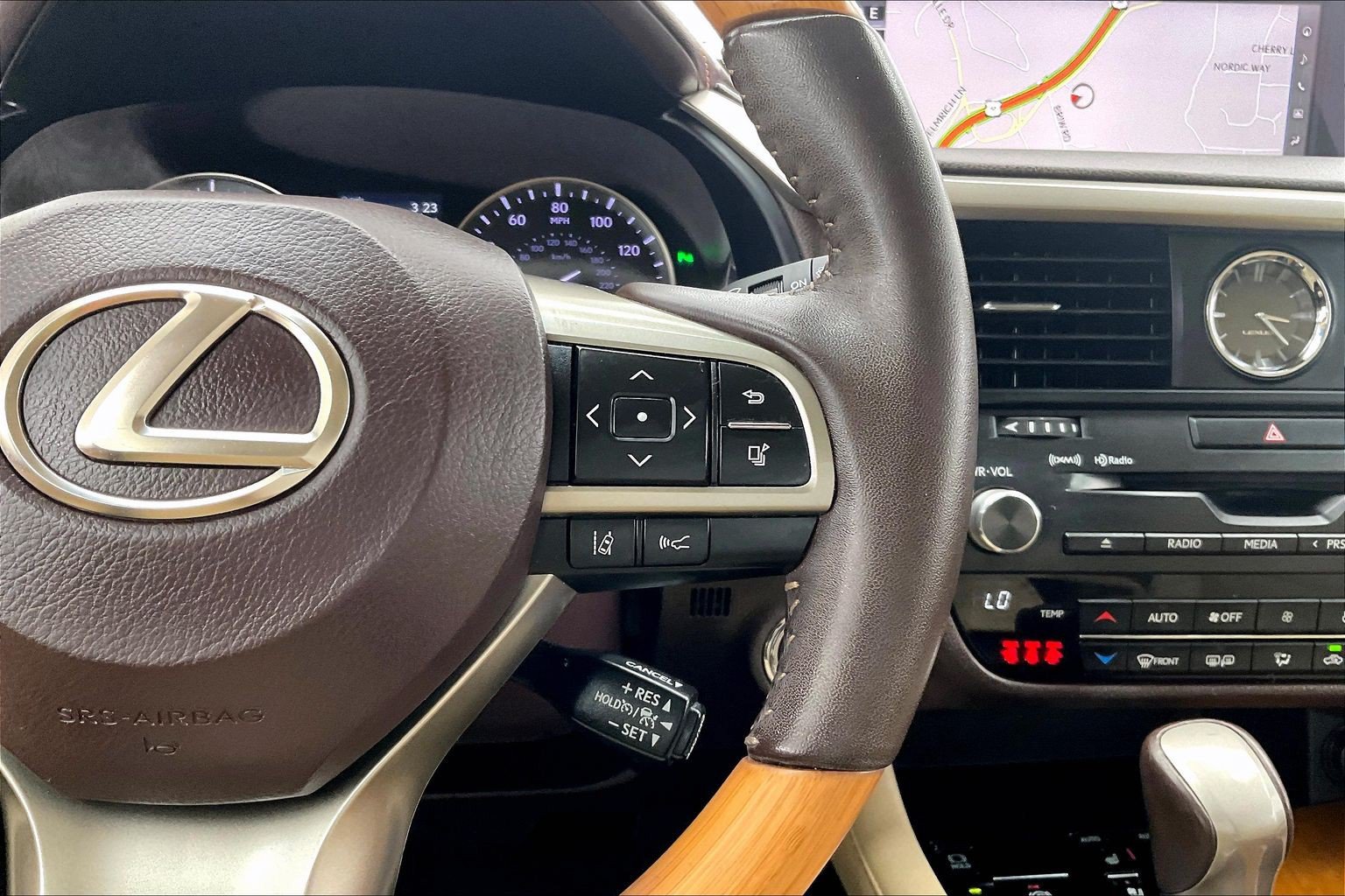 Used 2018 Lexus RX 450h AWD w/ Premium Package image 22