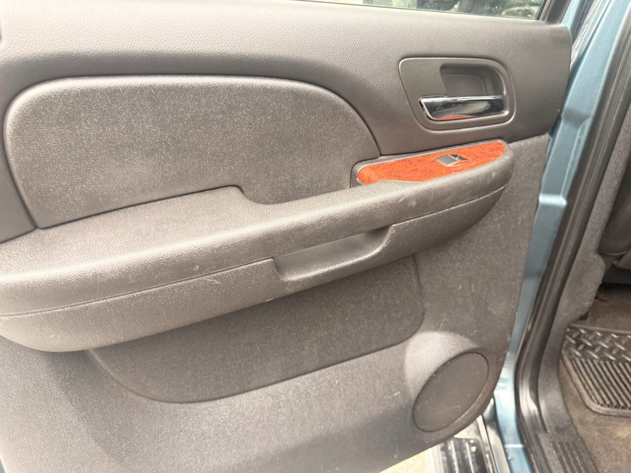 Used 2011 Chevrolet Silverado 2500 LTZ image 9