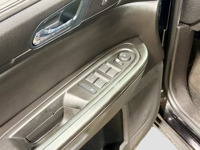 Used 2016 Chevrolet Traverse LT w/ Style and Technology Package AWD/4WD image 18