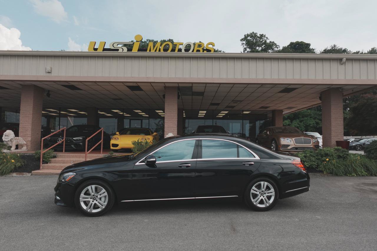 Used 2019 Mercedes-Benz S 560 4MATIC Sedan w/ Premium Package image 4