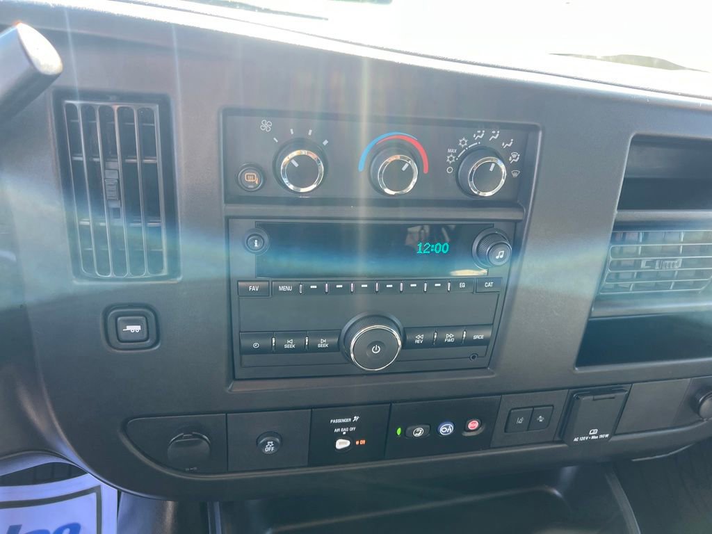 Used 2020 Chevrolet Express 3500 LT w/ LT Preferred Equipment Group image 21