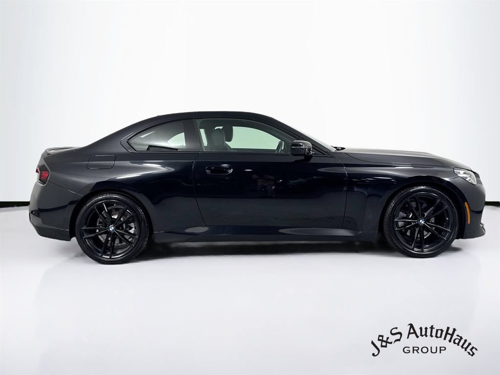 Used 2024 BMW 230i Coupe w/ Premium Package RWD image 8