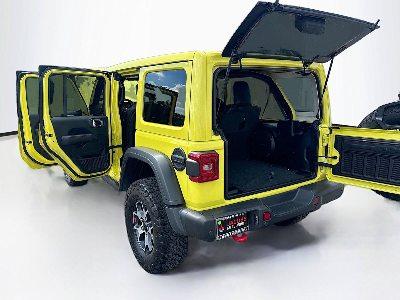 Used 2022 Jeep Wrangler Unlimited Rubicon w/ Steel Bumper Group AWD/4WD image 41