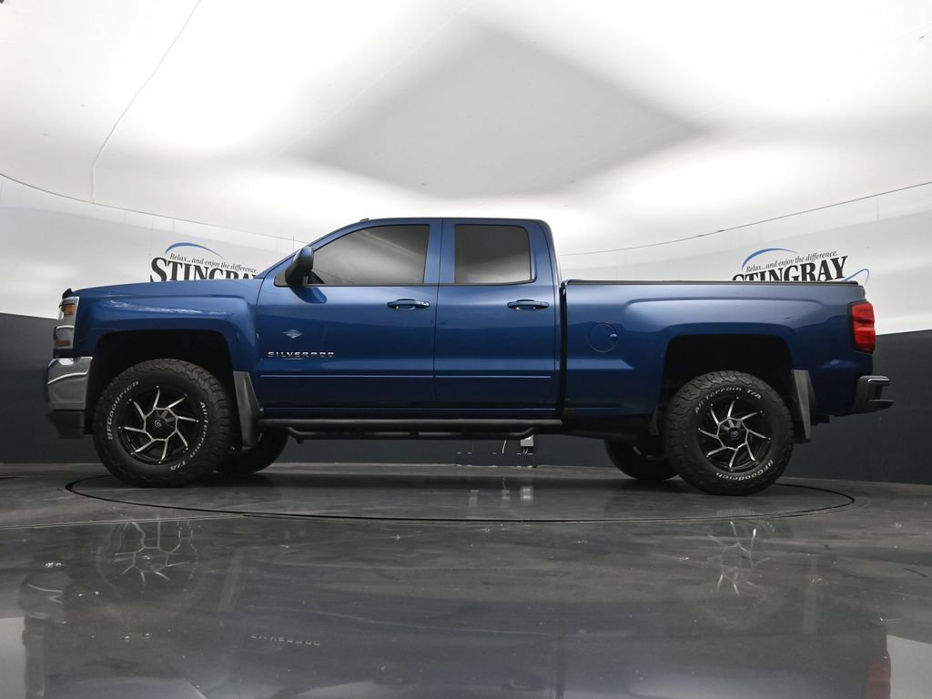 Used 2018 Chevrolet Silverado 1500 LT w/ All Star Edition AWD/4WD image 29