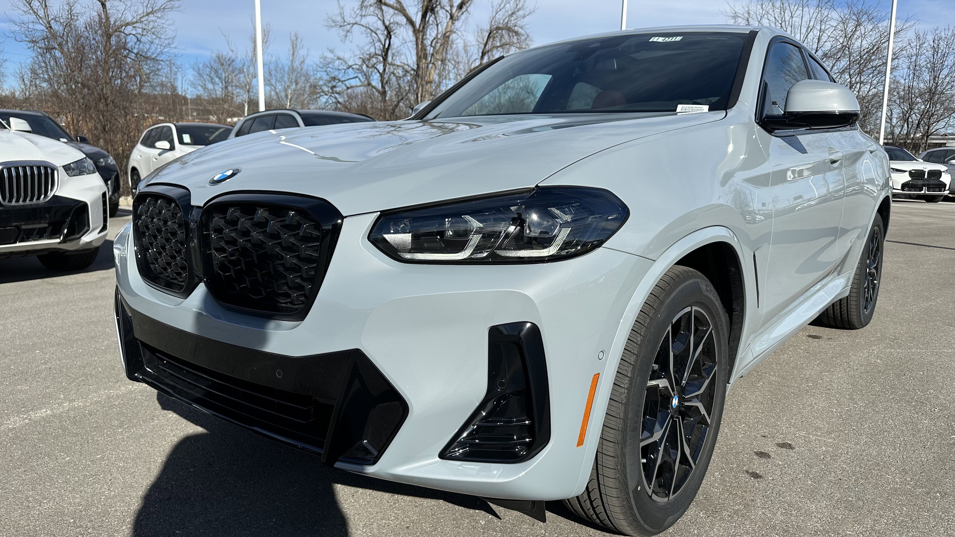 New 2025 BMW X4 xDrive30i w/ Premium Package image 5