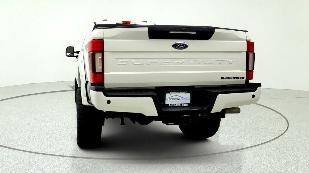 Used 2022 Ford F250 Lariat w/ Lariat Ultimate Package AWD/4WD image 6
