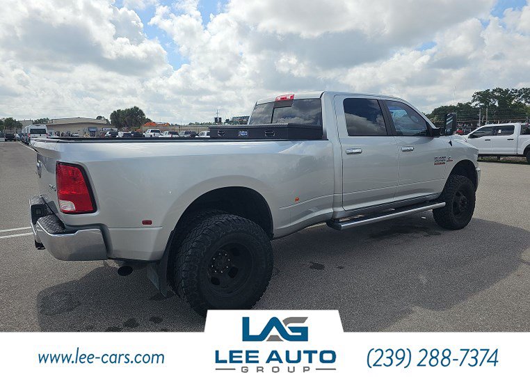 Used 2018 RAM 3500 SLT AWD/4WD image 4