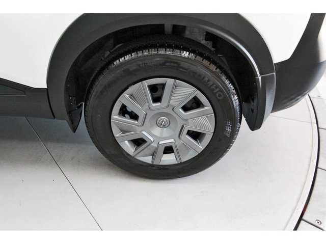 Used 2026 Nissan Kicks S w/ Charging Package FWD image 6
