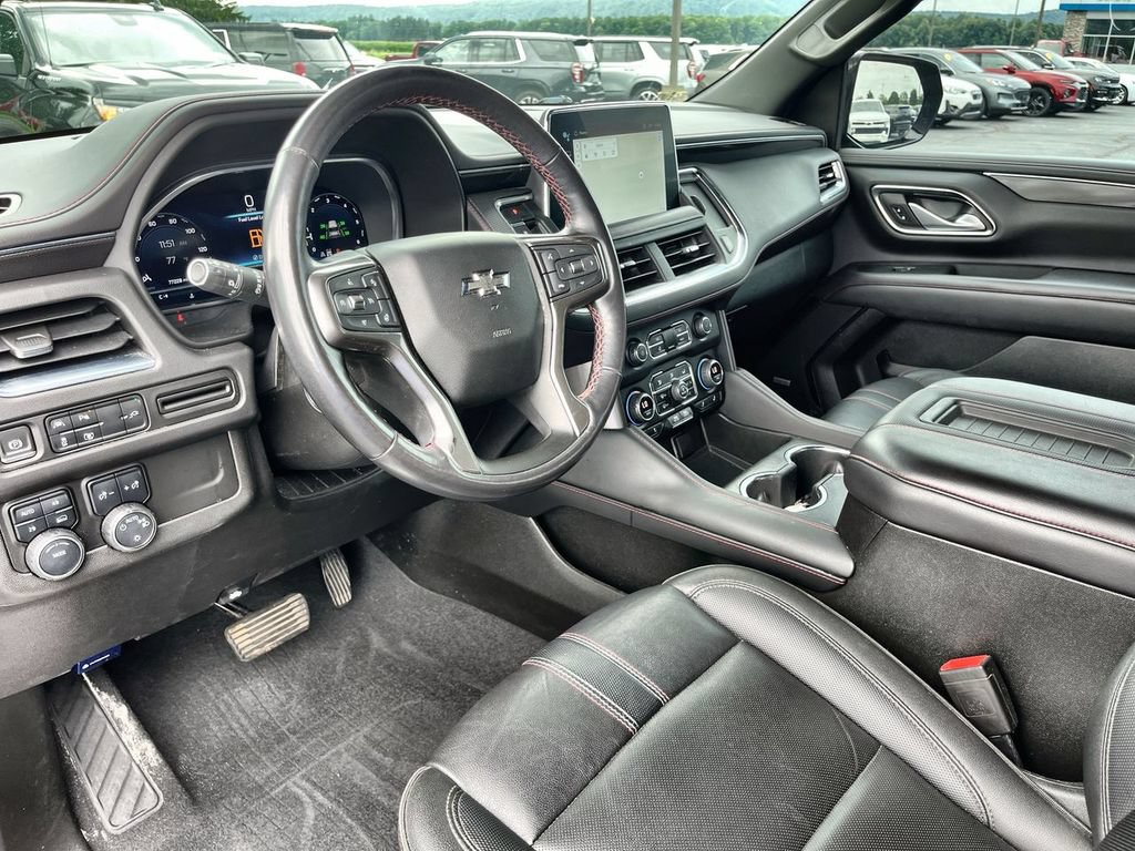 Used 2022 Chevrolet Tahoe RST w/ Luxury Package AWD/4WD image 10