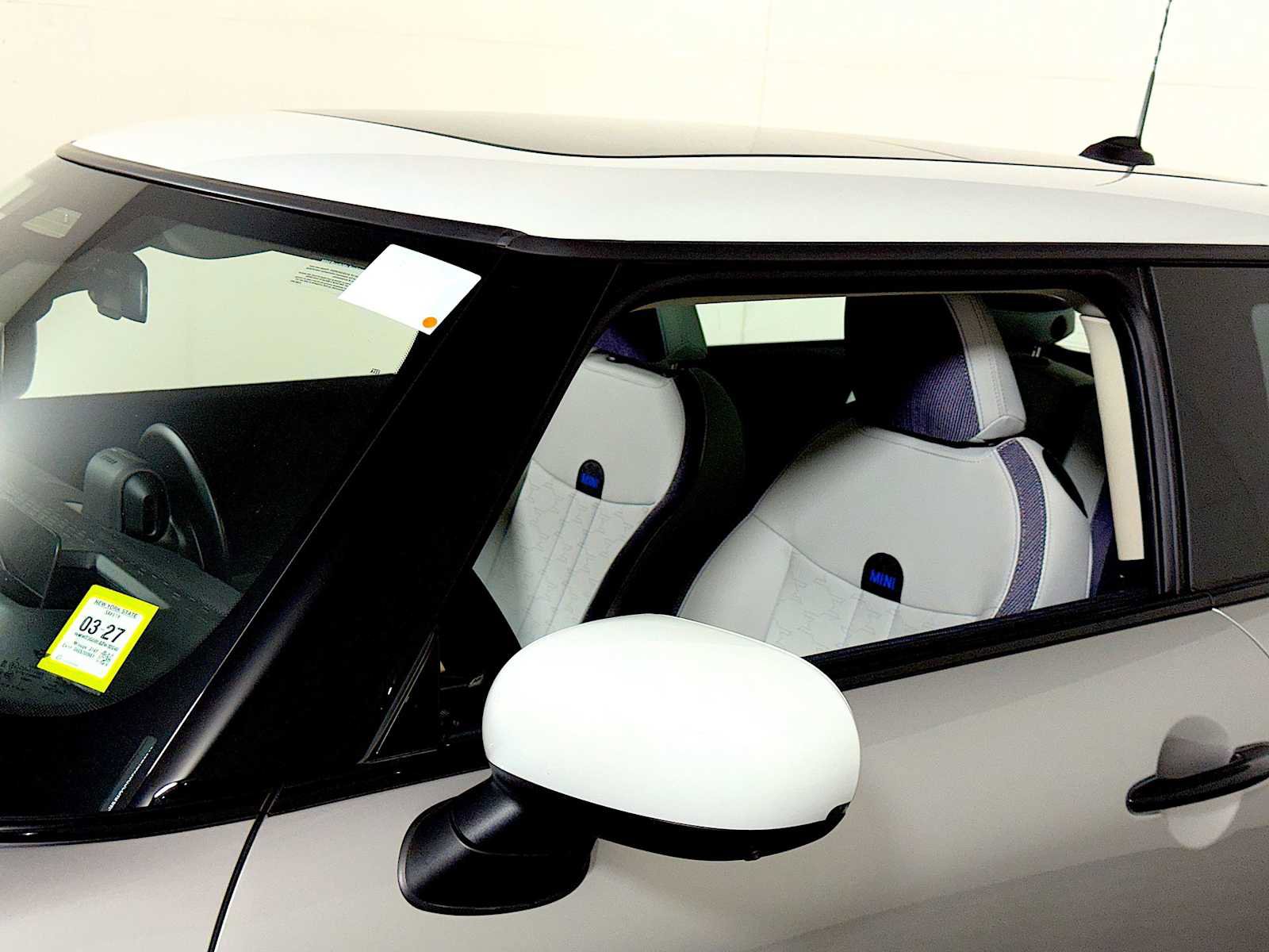 Certified 2025 MINI Cooper S image 29