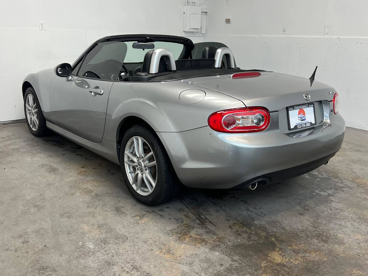Used 2014 MAZDA MX-5 Miata Sport RWD image 12