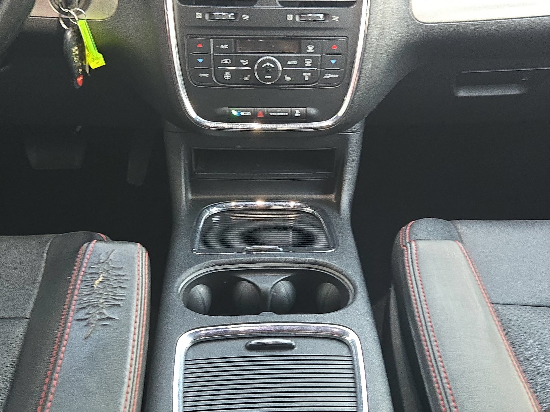 Used 2019 Dodge Grand Caravan GT FWD image 33