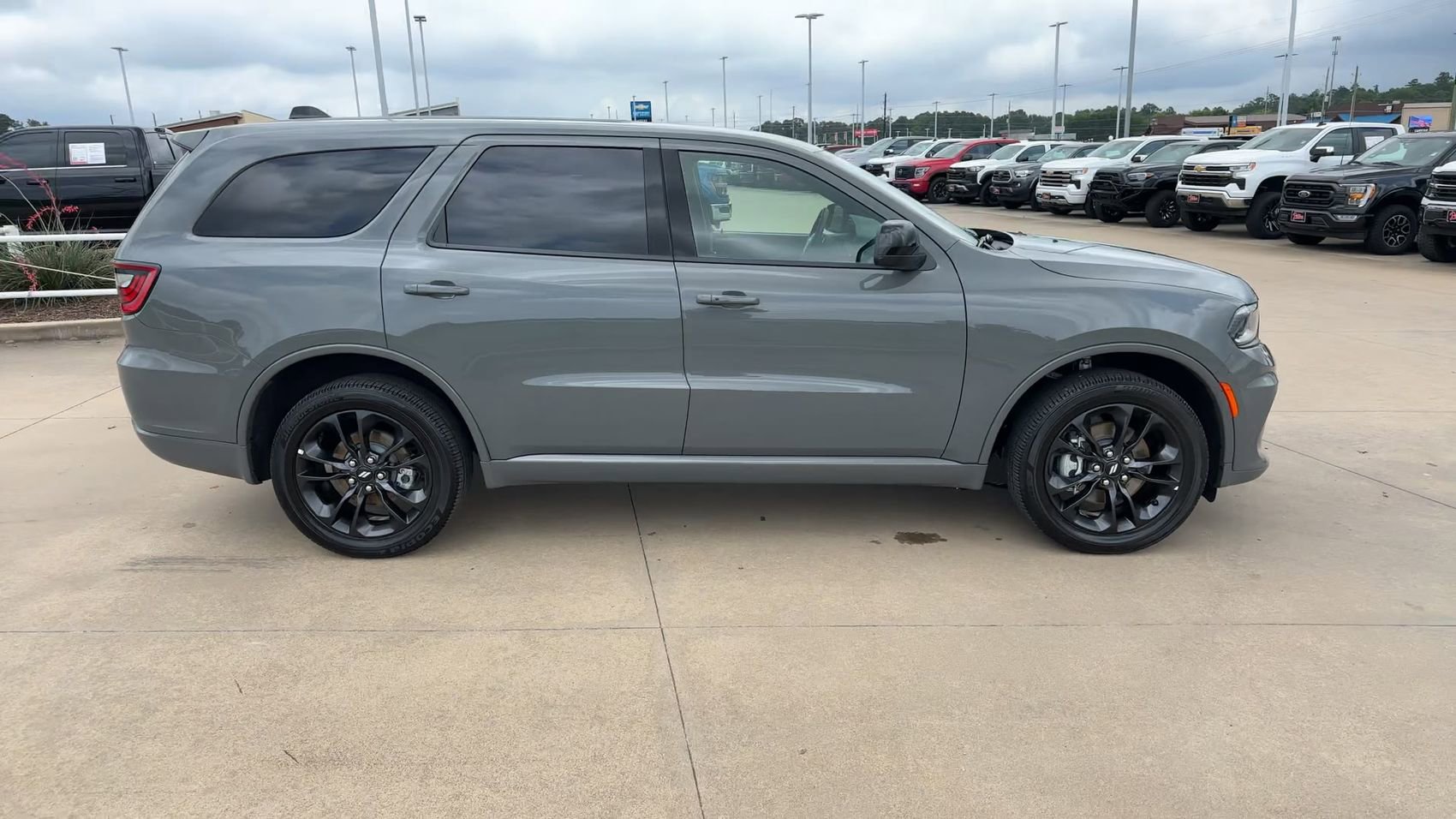 Used 2026 Dodge Durango GT AWD/4WD image 2