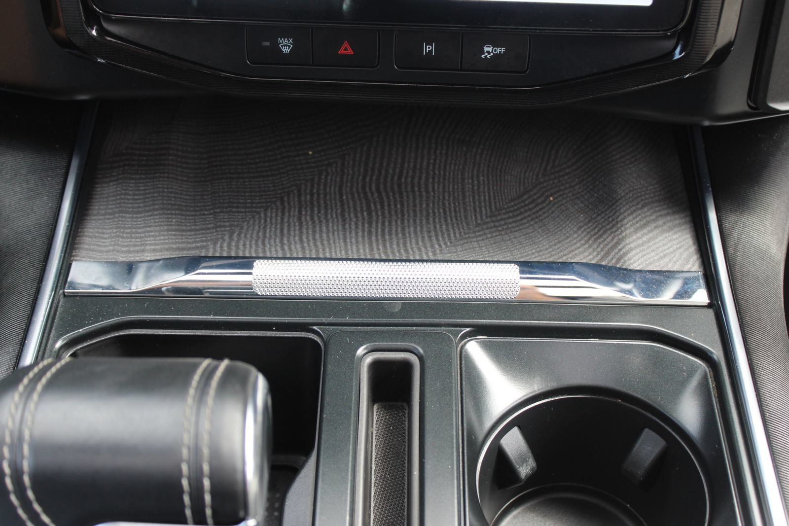 Used 2023 Ford F150 Lightning Platinum AWD/4WD image 42