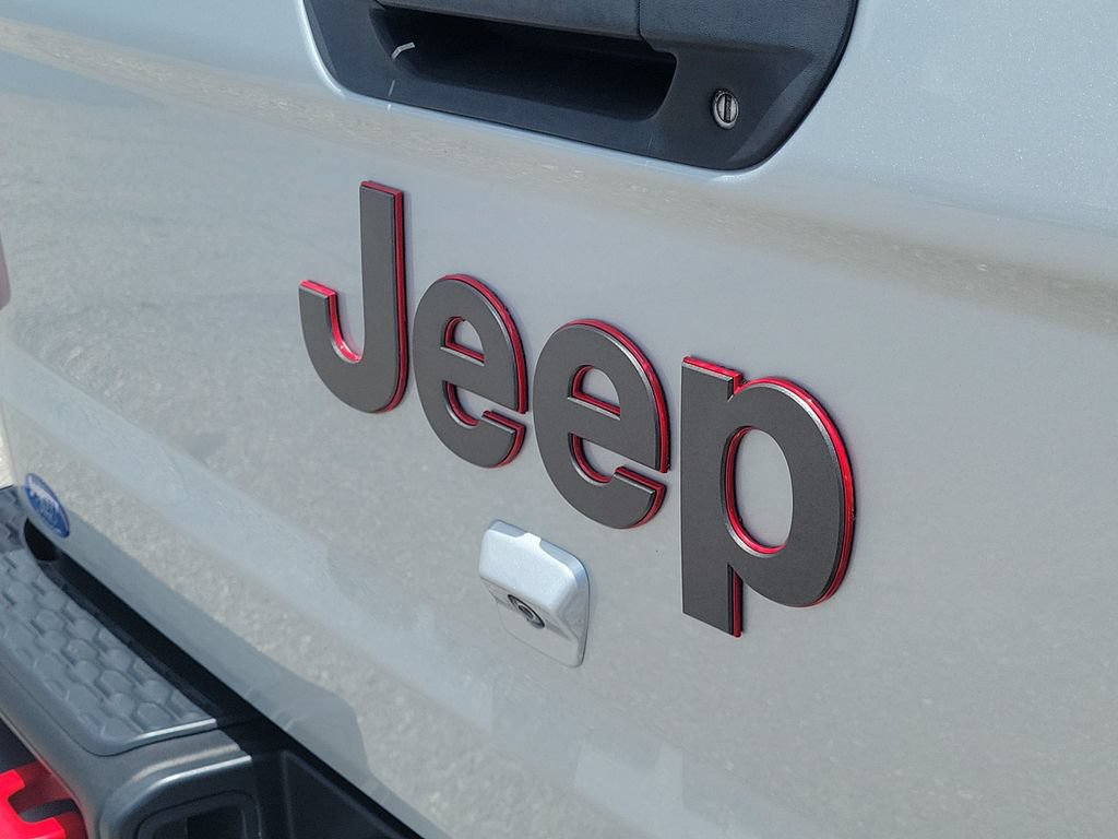 Used 2023 Jeep Gladiator Rubicon w/ LED Lighting Group AWD/4WD image 8