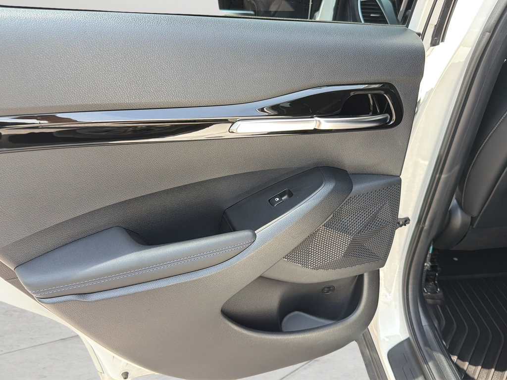 Used 2023 Kia Seltos S FWD image 24