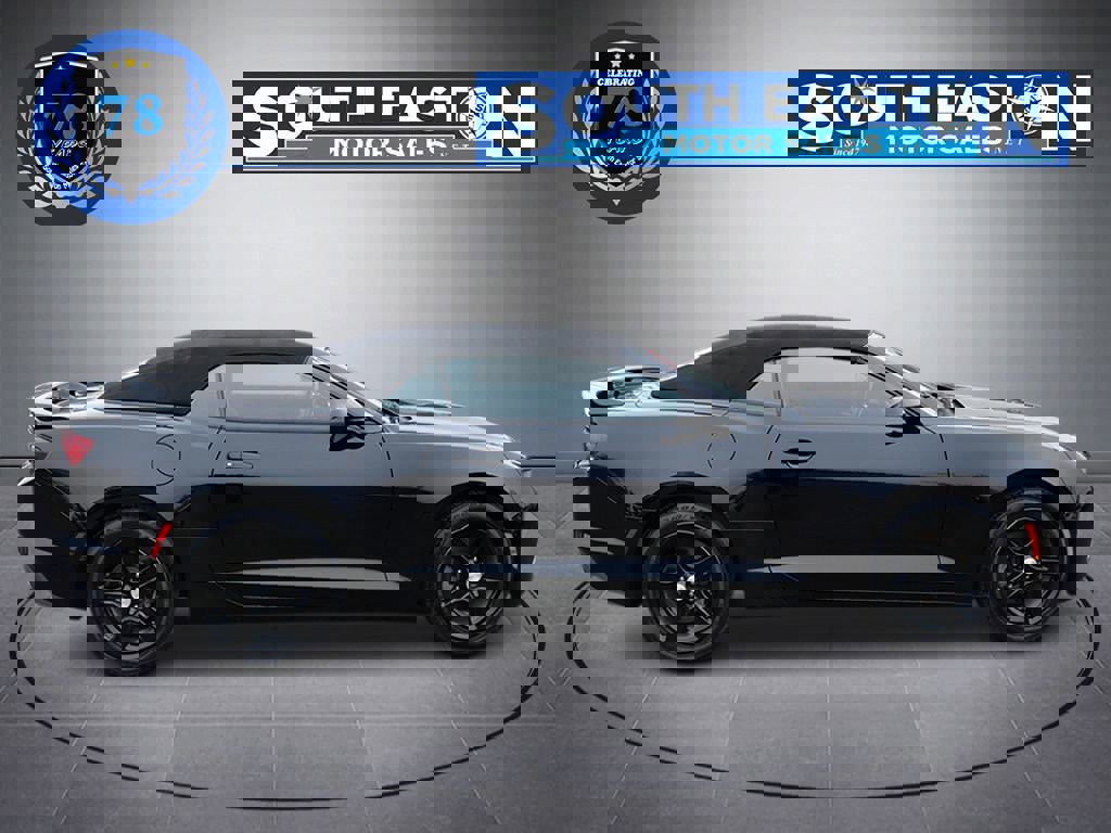 Used 2019 Chevrolet Camaro LT image 14