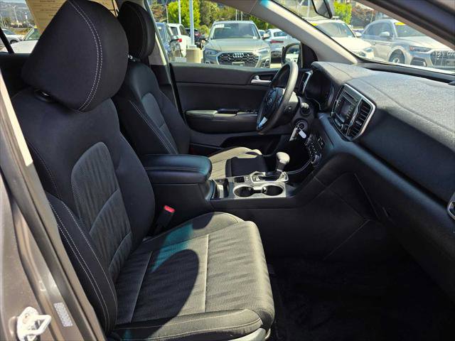 Used 2019 Kia Sportage LX FWD image 11