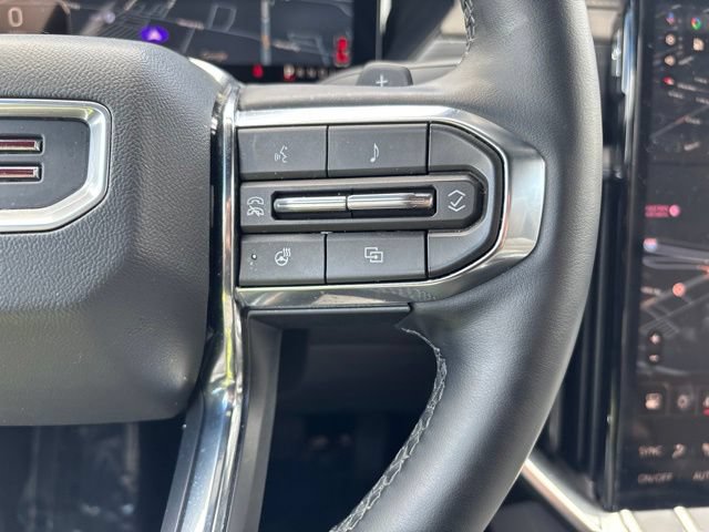 Used 2026 GMC Acadia Elevation w/ Elevation Premium Package AWD/4WD image 17