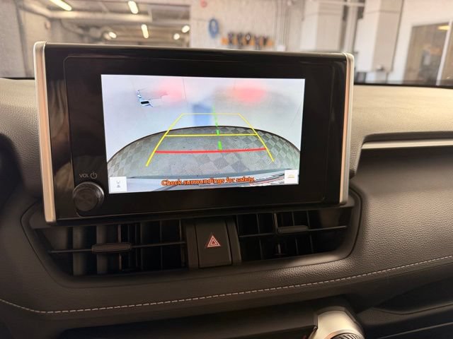 Used 2024 Toyota RAV4 LE AWD/4WD image 26