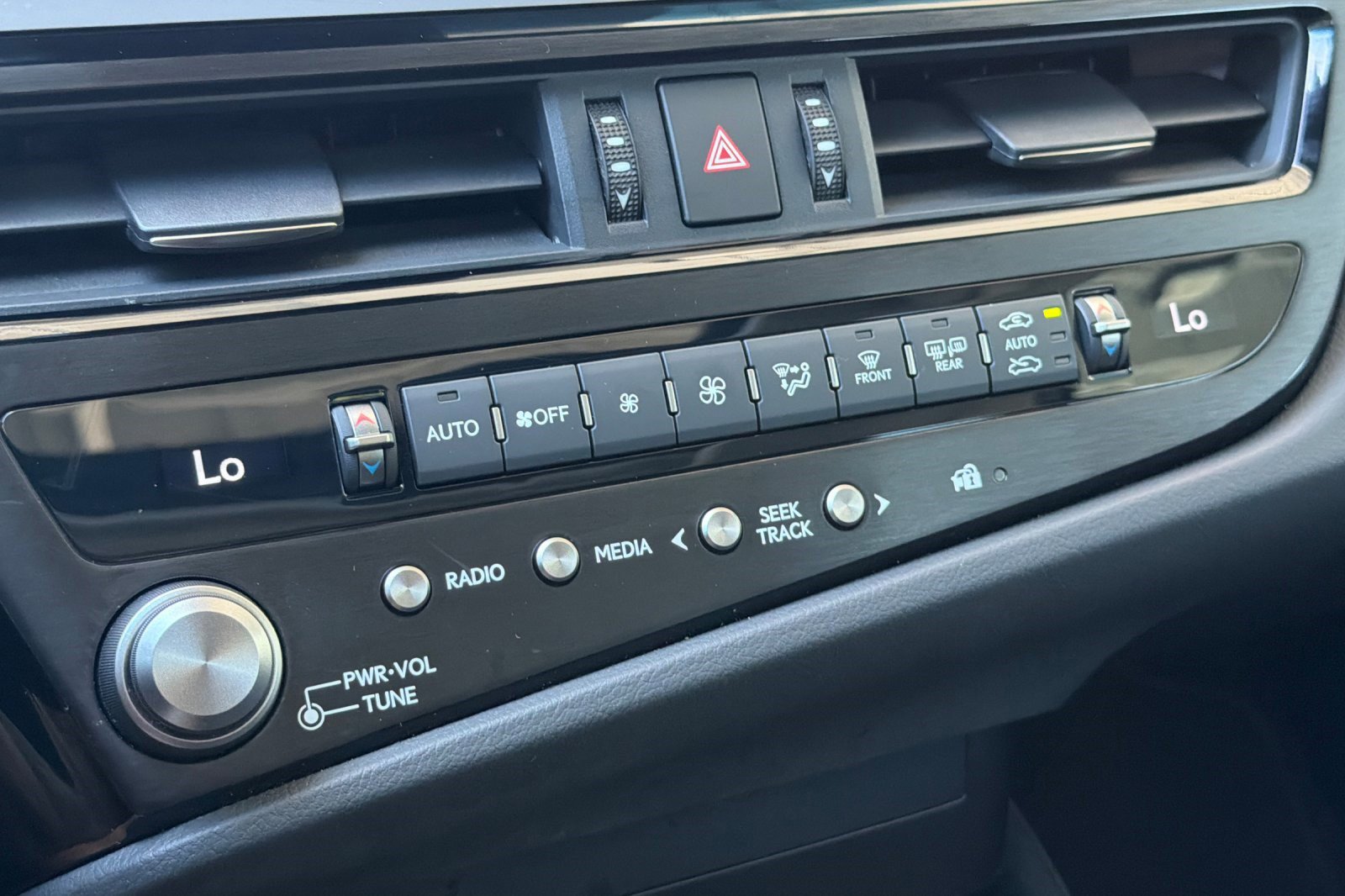 Certified 2025 Lexus ES 350 FWD image 25