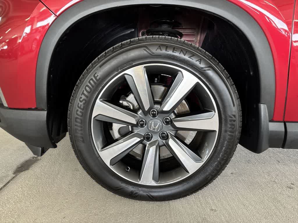 Used 2025 Honda Pilot Elite image 10