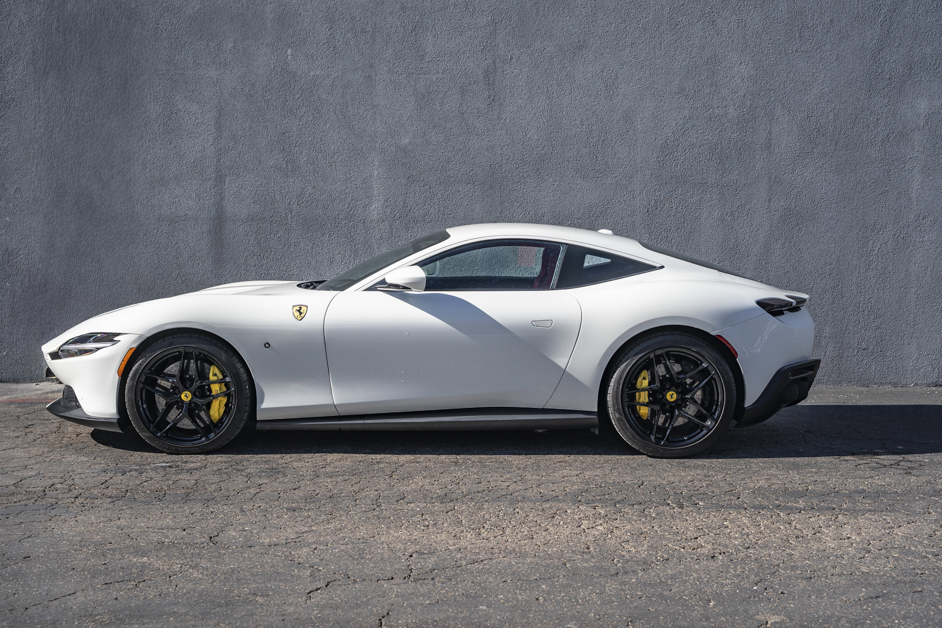 Certified 2023 Ferrari Roma image 2