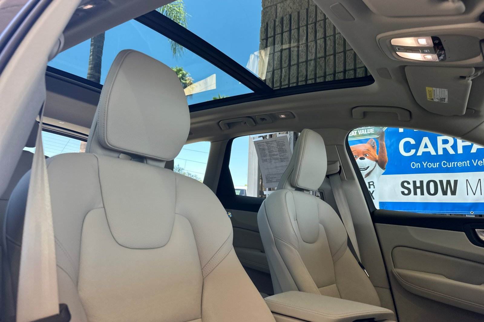 Certified 2024 Volvo XC60 T8 Plus w/ Protection Package Premier AWD/4WD image 19
