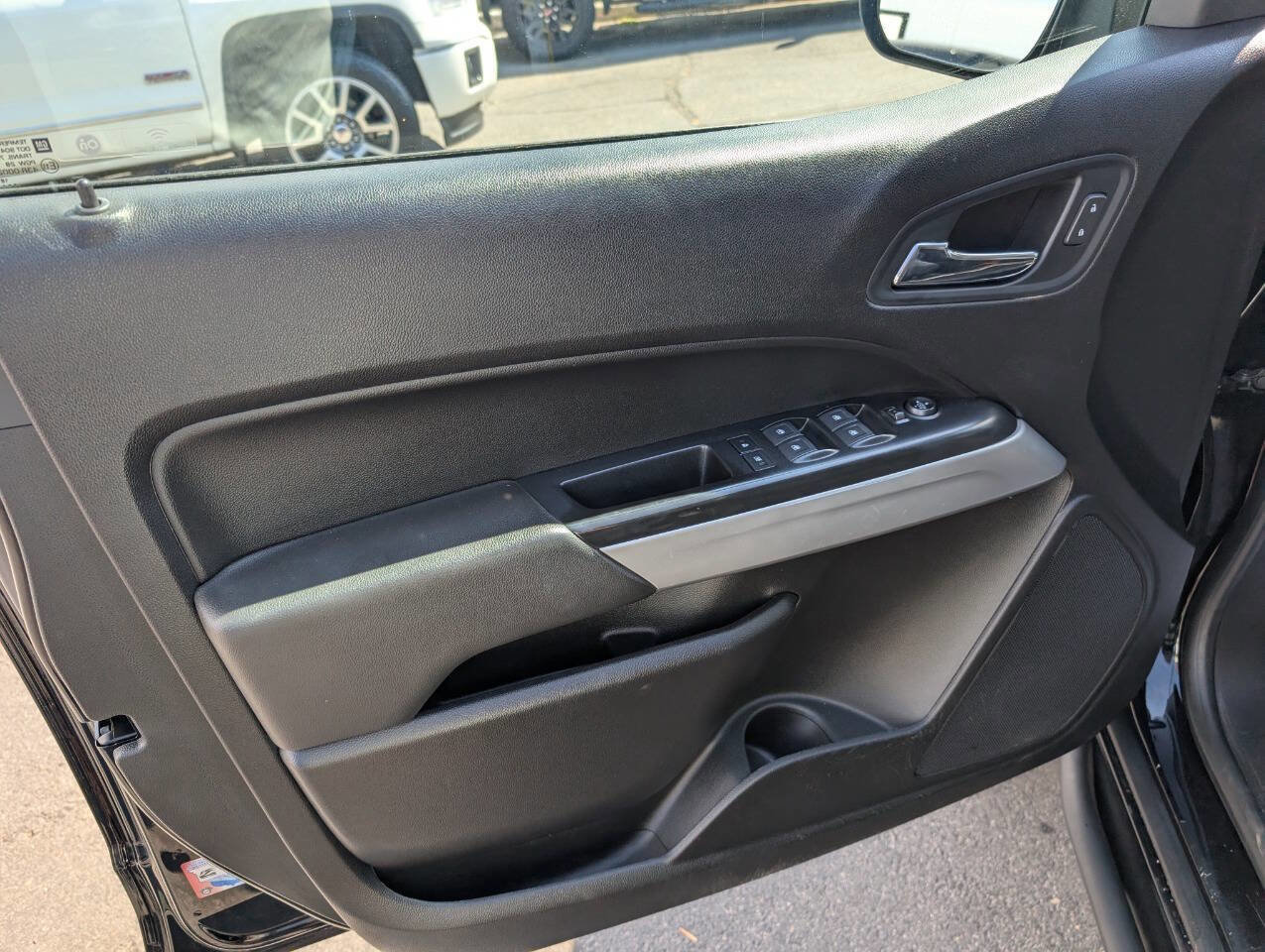 Used 2019 Chevrolet Colorado ZR2 image 33