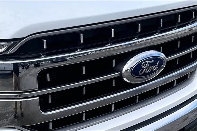 Used 2023 Ford F150 Lariat image 31