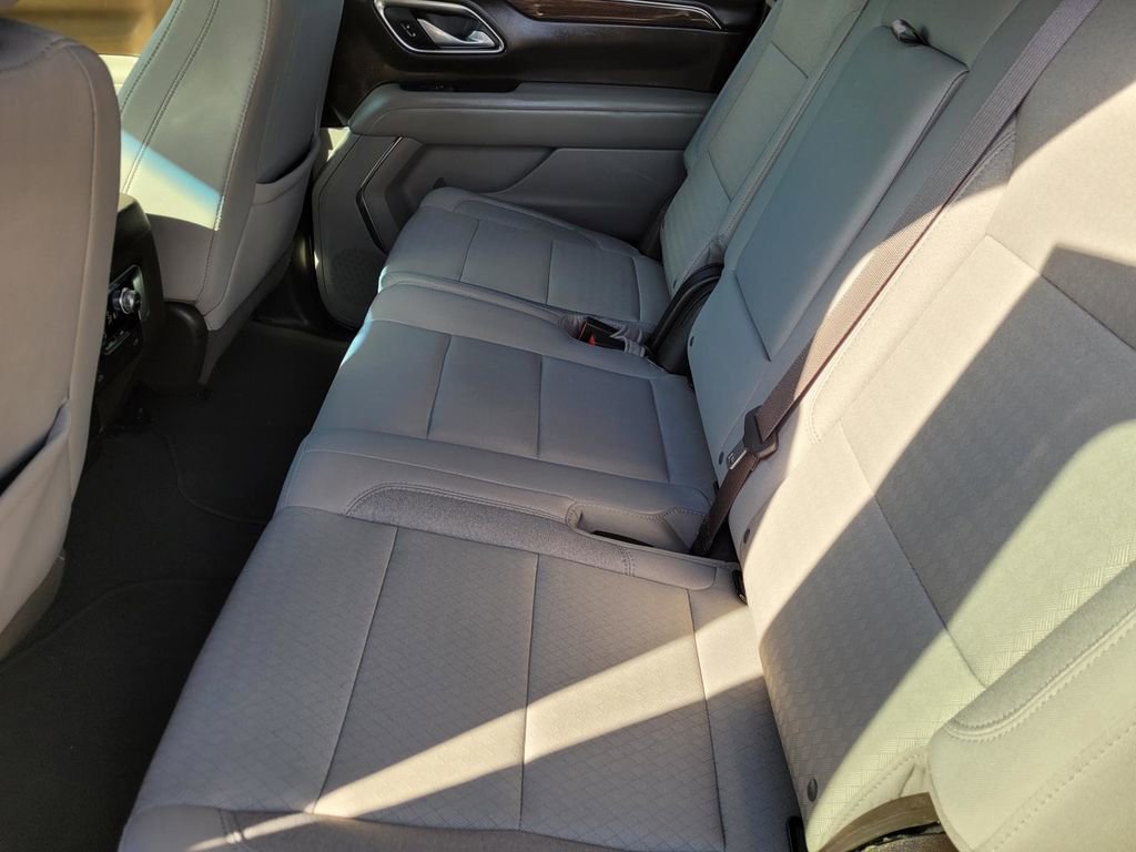 Used 2022 GMC Yukon XL SLE w/ Gmc Pro Safety Plus Package image 16