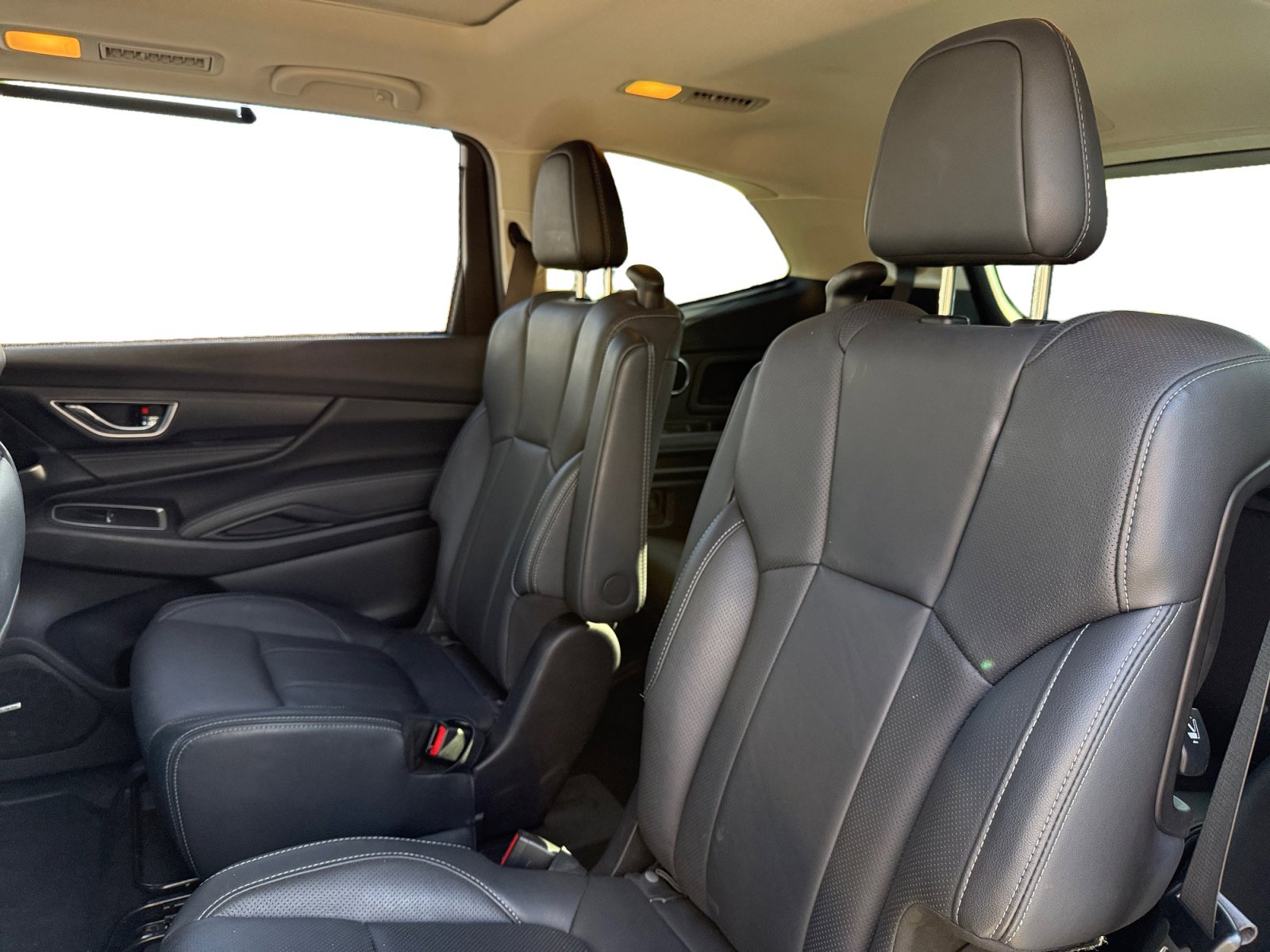 Used 2023 Subaru Ascent Limited w/ Technology Package image 12