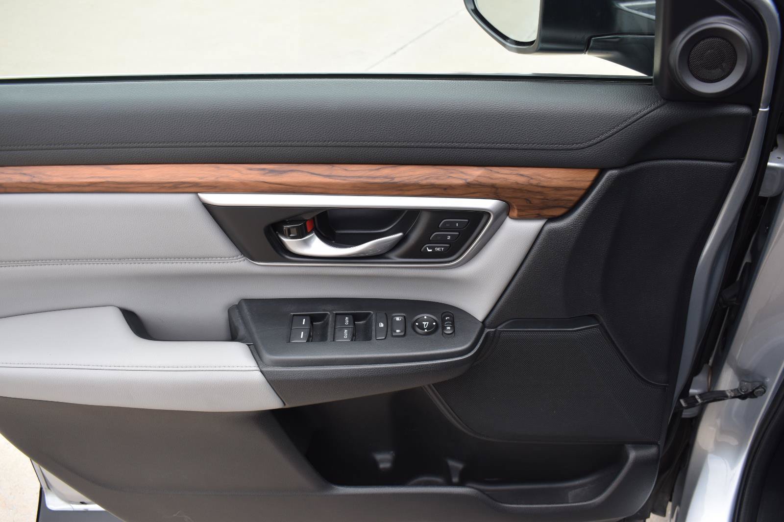 Used 2020 Honda CR-V EX-L image 18