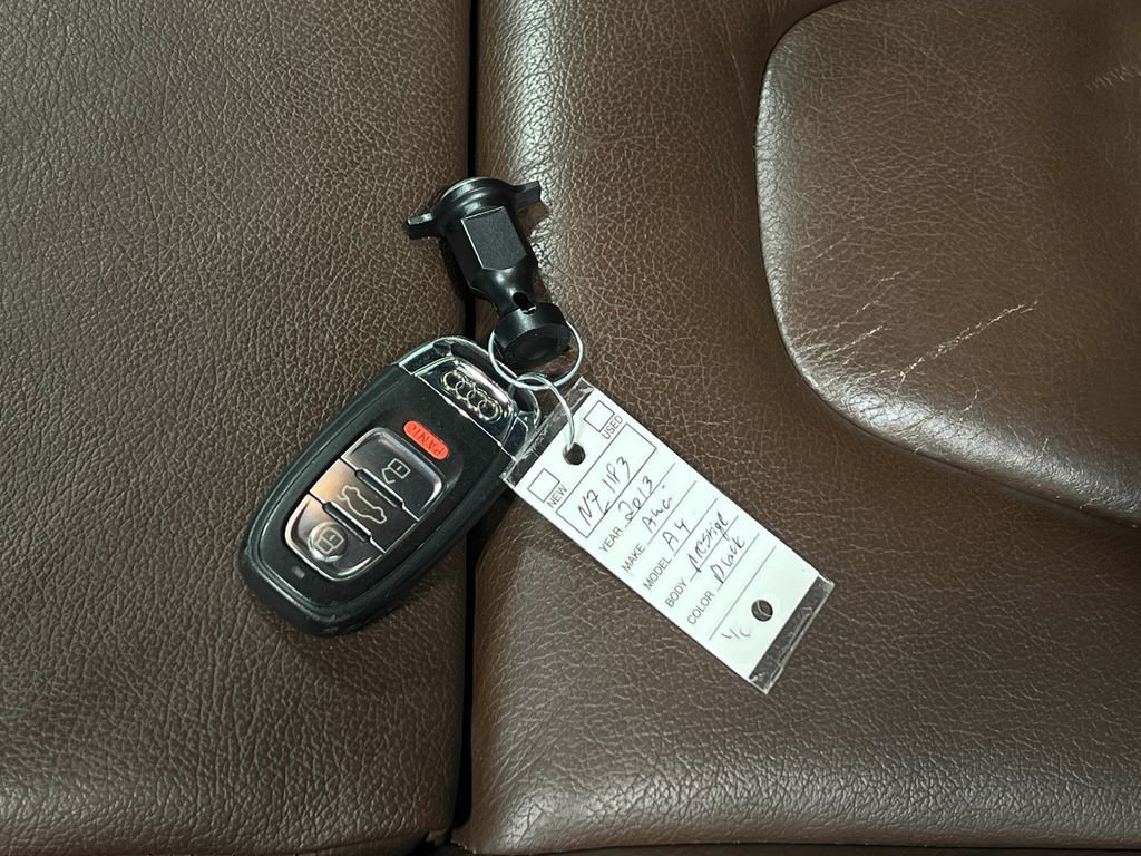 Used 2013 Audi A4 2.0T Prestige image 39