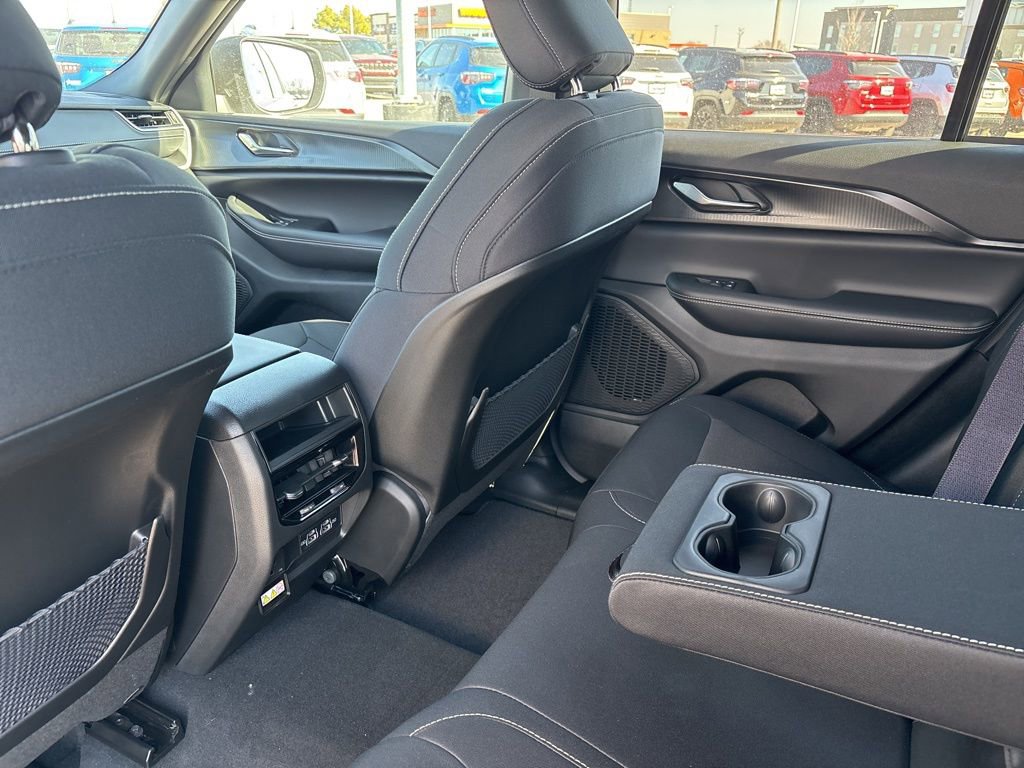 New 2026 Jeep Grand Cherokee Laredo X image 26