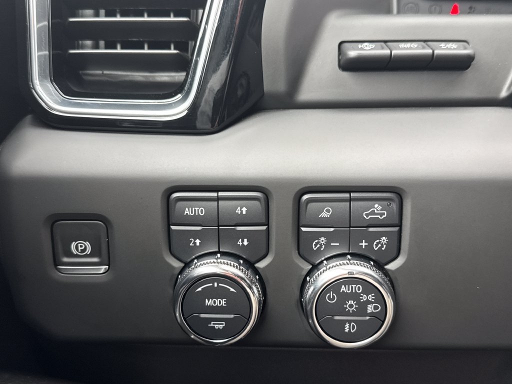 Certified 2024 GMC Sierra 1500 Denali w/ Denali Reserve Package AWD/4WD image 36