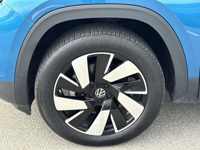 Used 2025 Volkswagen Atlas Cross Sport SE w/ Panoramic Sunroof Package image 26