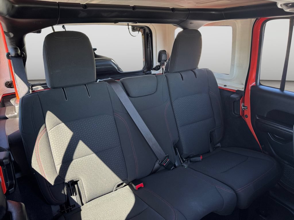 Used 2019 Jeep Wrangler Unlimited Rubicon AWD/4WD image 18