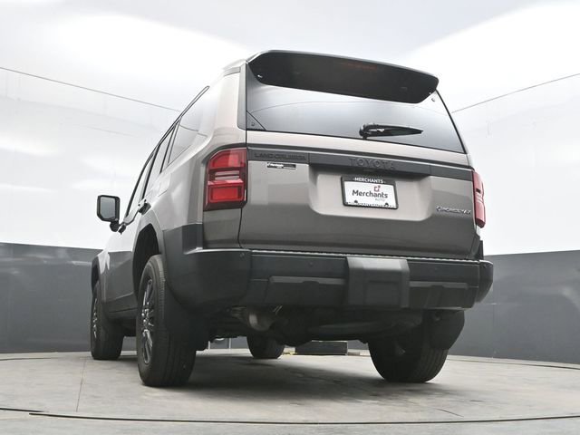 Used 2025 Toyota Land Cruiser 1958 image 40