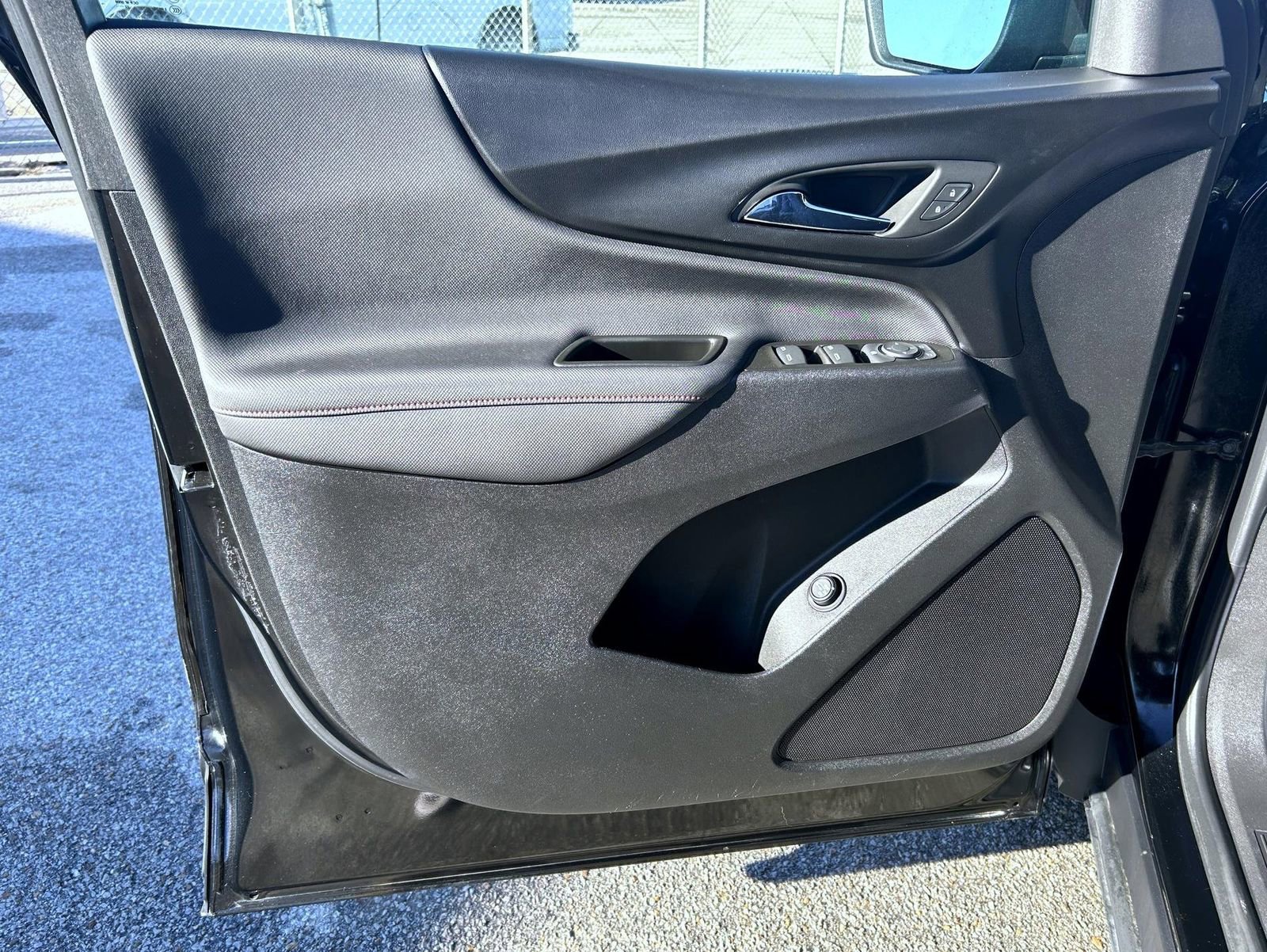 Certified 2023 Chevrolet Equinox RS image 9