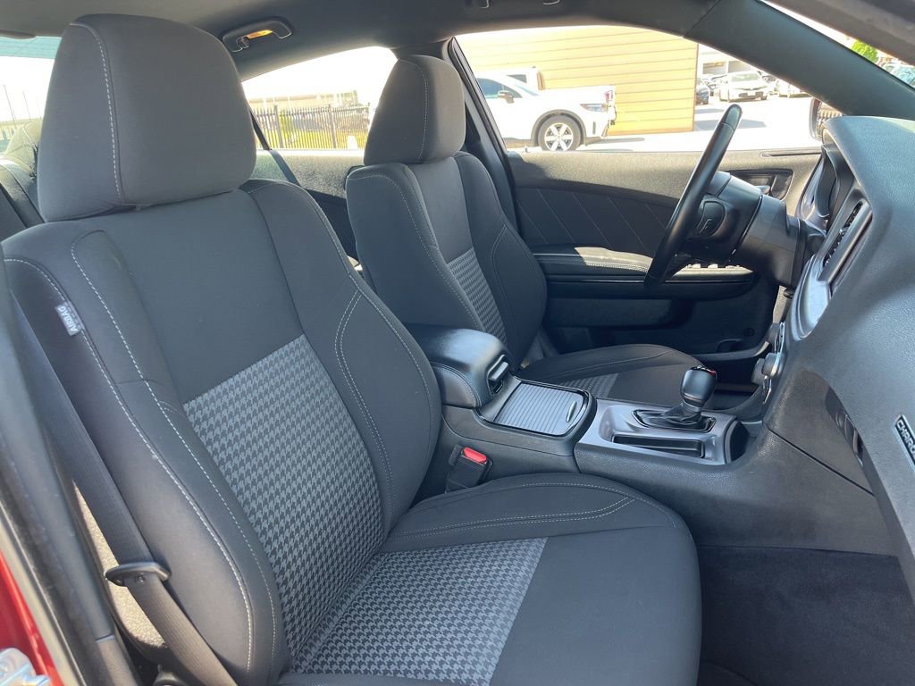 Used 2023 Dodge Charger SXT w/ Blacktop Package image 27